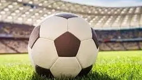 霍汶希揭秘英皇艺人不跳槽内幕：家庭式关怀赢得人心，内娱管理难以匹敌