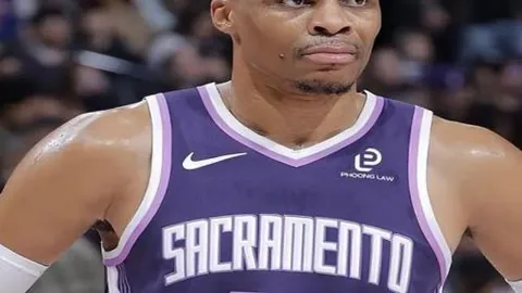 切尔西老板并购法甲斯特拉斯堡，拓展跨俱乐部经营版图。